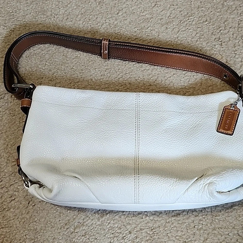 Purse - Picture 1 of 5